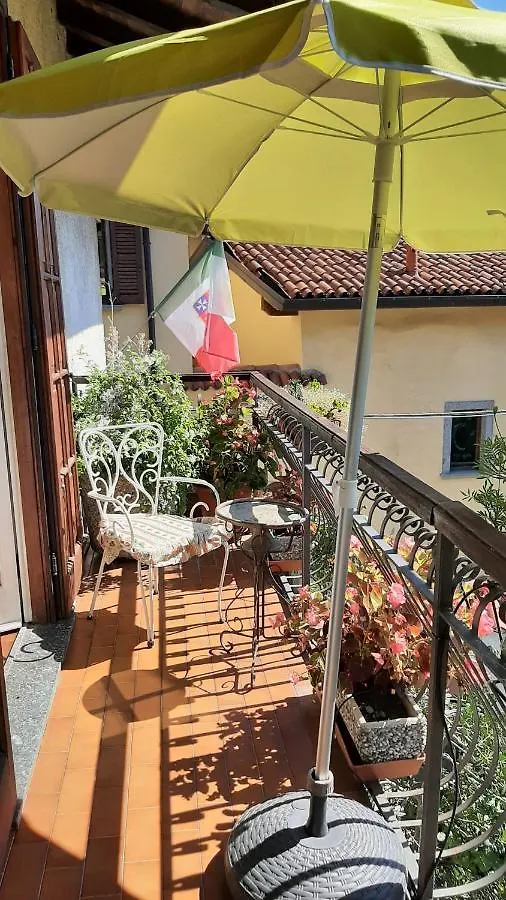 La Taverna B&B Airuno Lägenhet