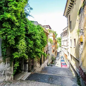 https://santonofrio-trastevere-vatican-apartment-roma.it-romehotels.com